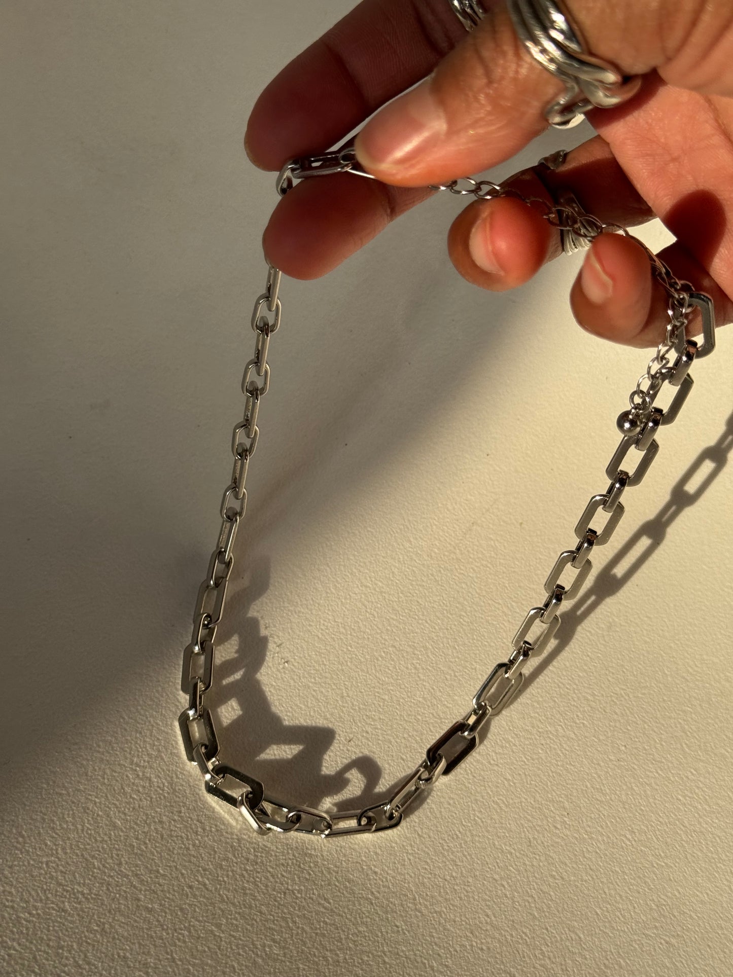 Paula Crumb Link Short Chain In Silver