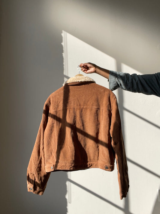 Ernie Cotton Sherpa Lined Cropped Corduroy￼ Jacket In Camel