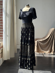Teagan Hidden Pocket Tiered Floral Maxi Skirt In Forest Black