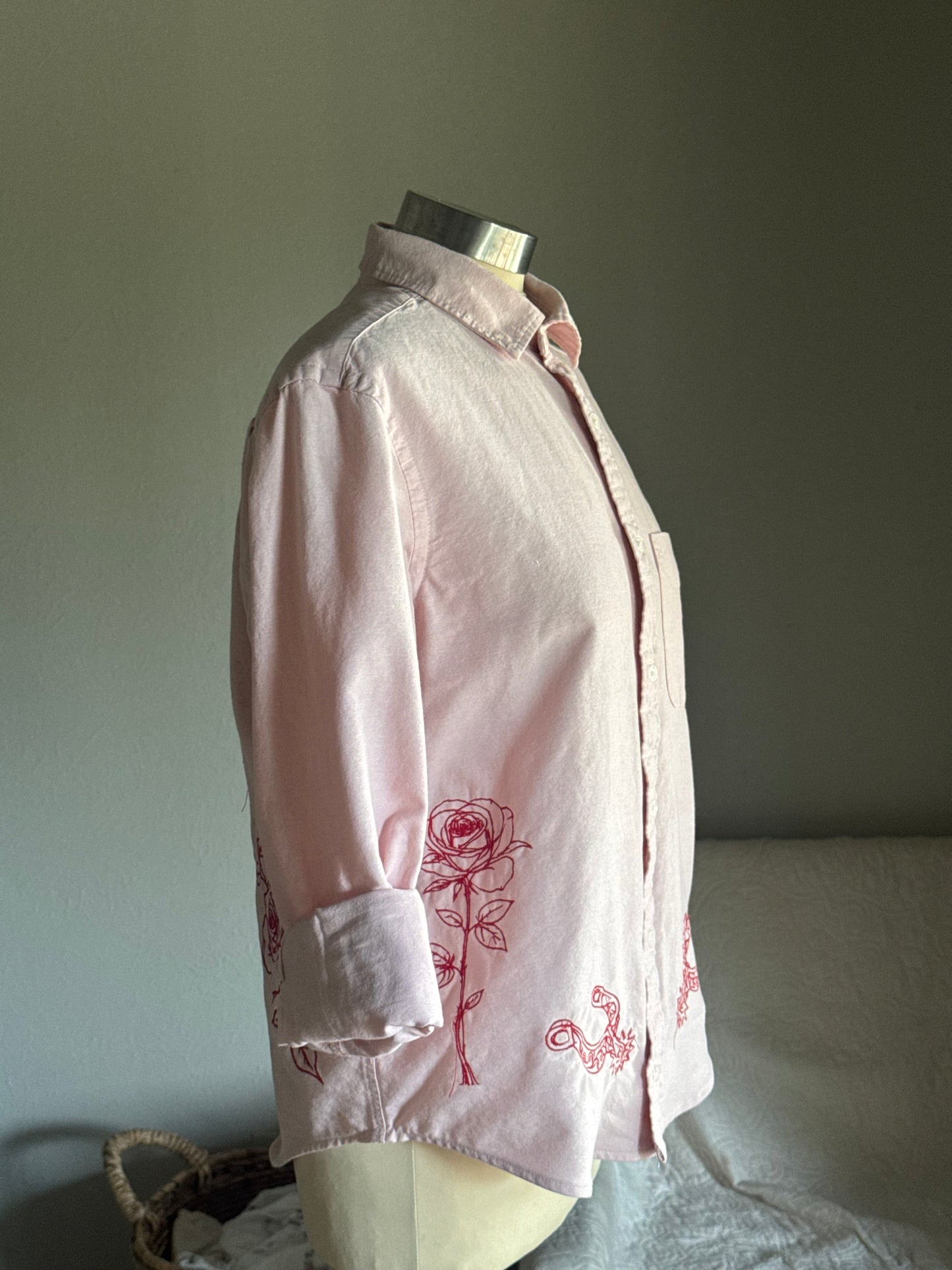 Lawrence Handcrafted Embroidered Cropped Button Down