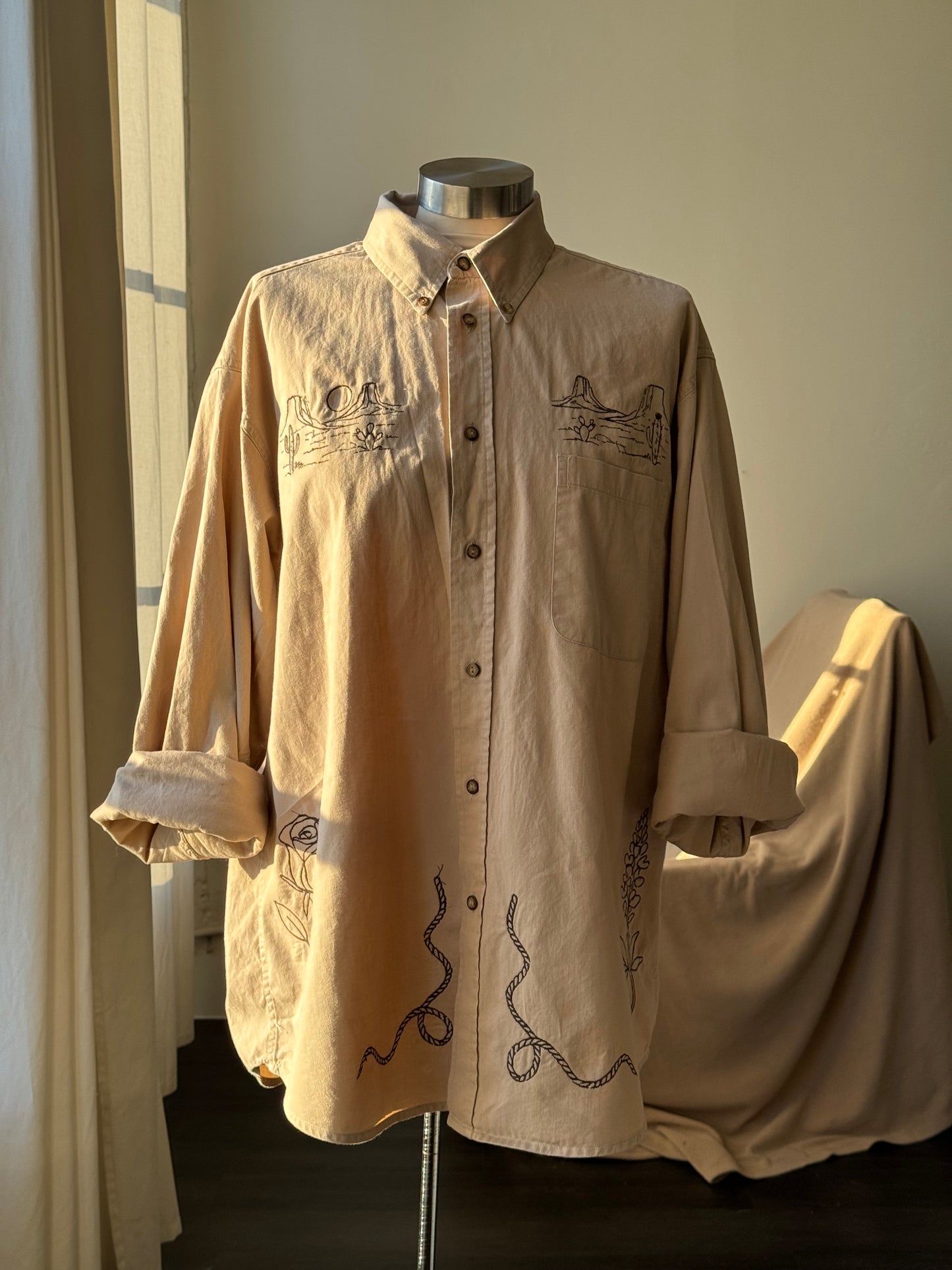 Jaxson Handcrafted Embroidered Button Down In Brown Sugar