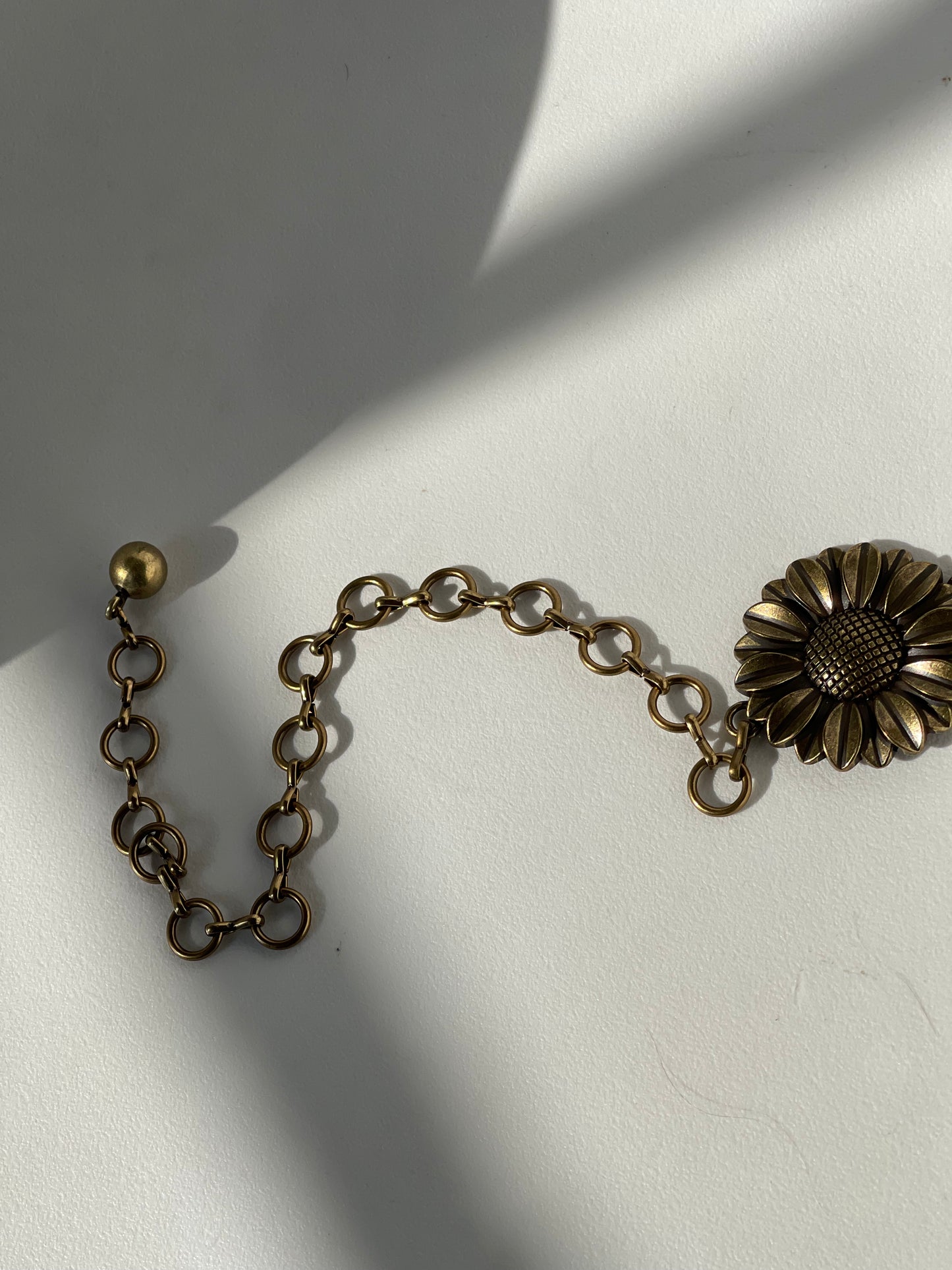 Susan Sunflower Metal Chain Belt In Vintage Gold