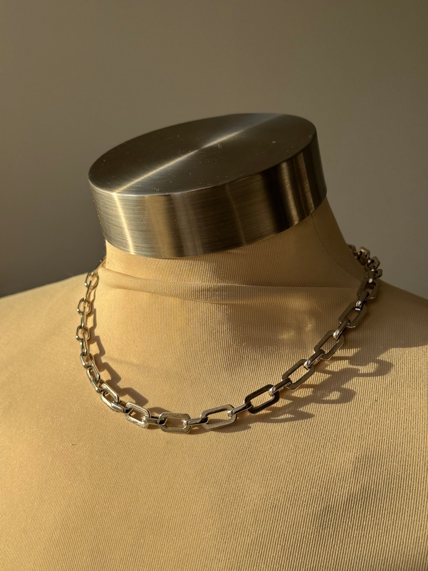 Paula Crumb Link Short Chain In Silver