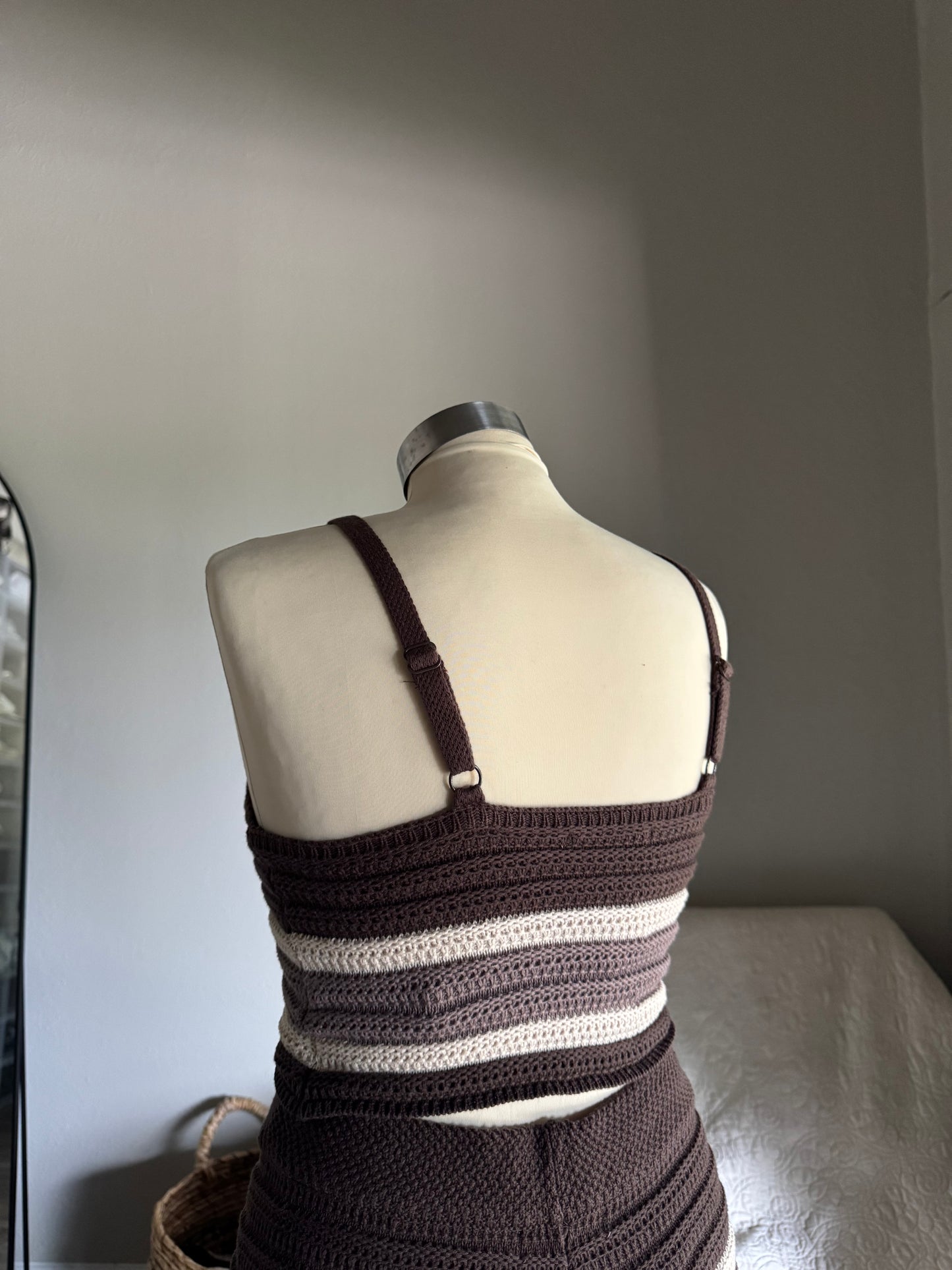 Hailey Cotton Crochet Knit Razor Tank In Espresso￼