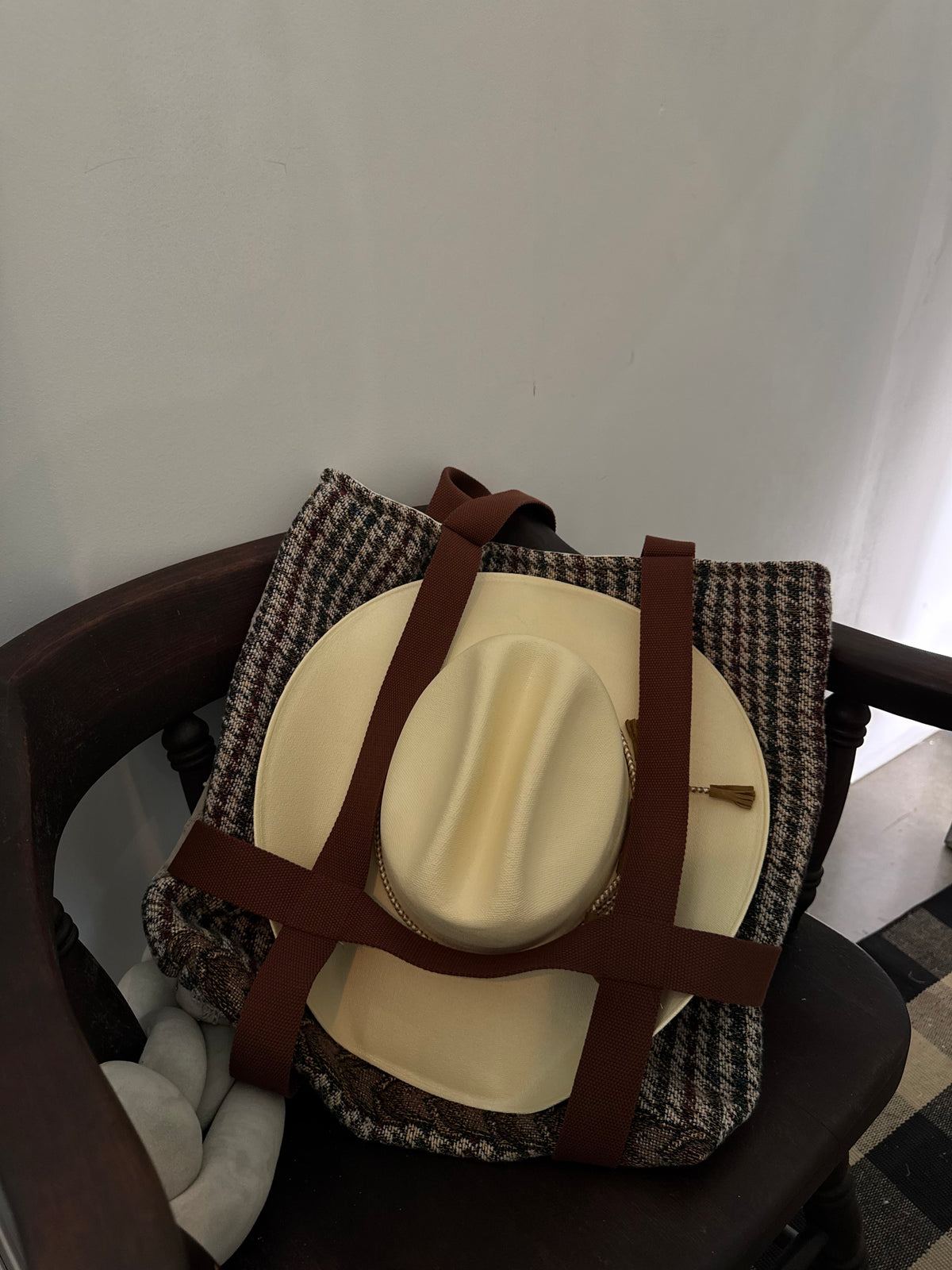 Haselden Handcrafted Hat Holder Tote Bag