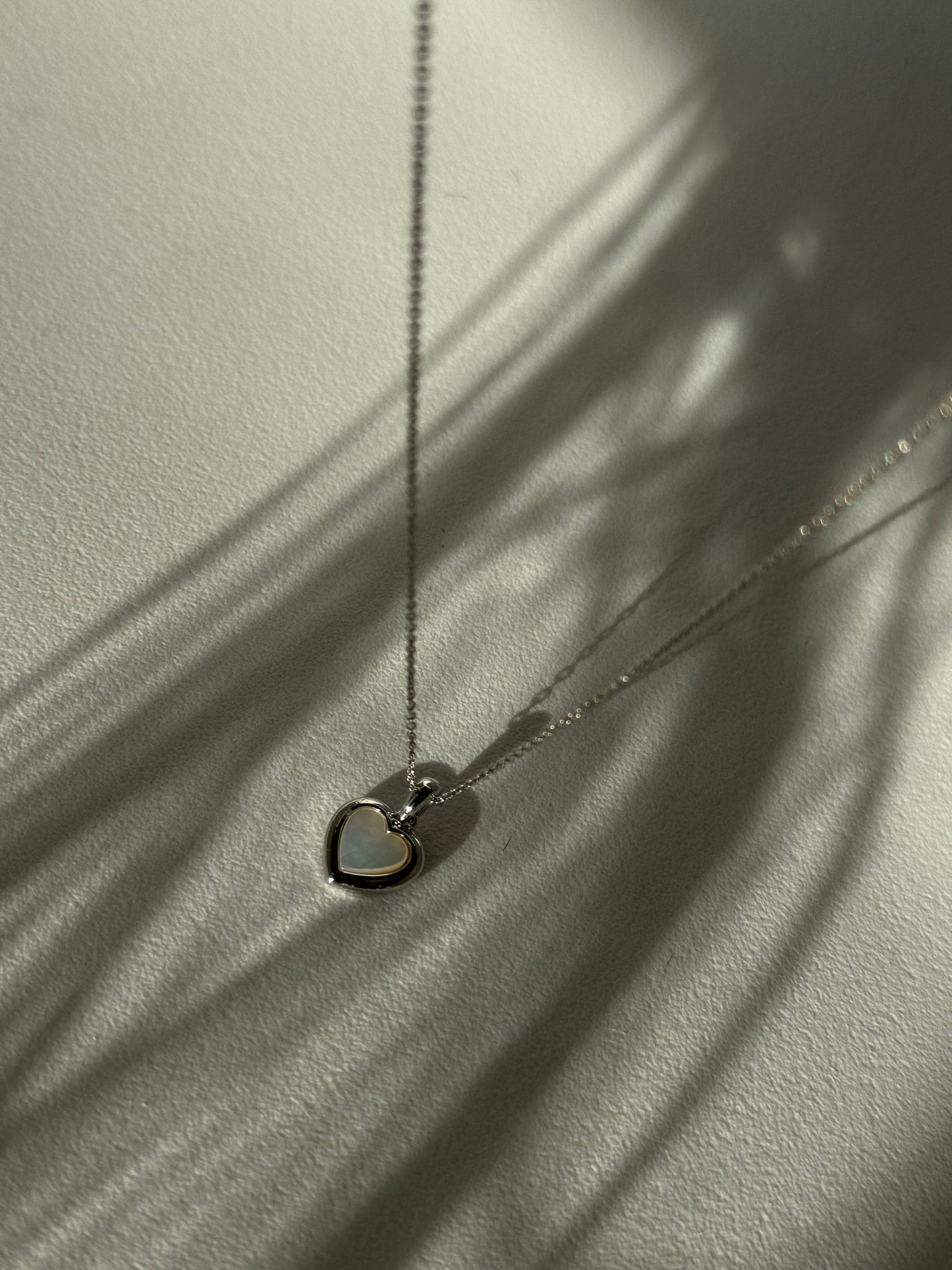 Marble Plated Heart Necklace In Plated Silver