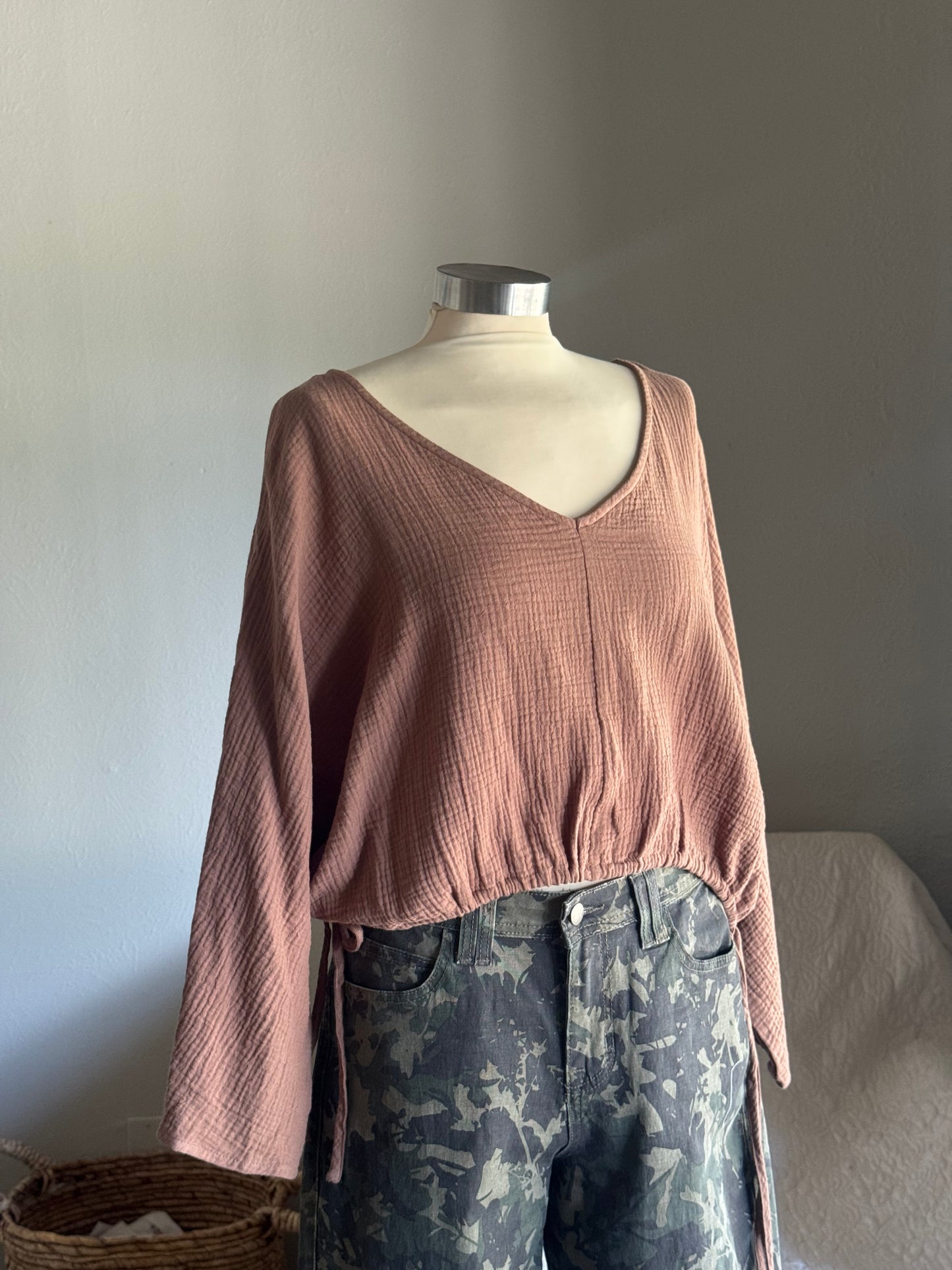 Marsha Cotton Gauze Cropped Kimono Style Top In Tiramisu￼￼￼