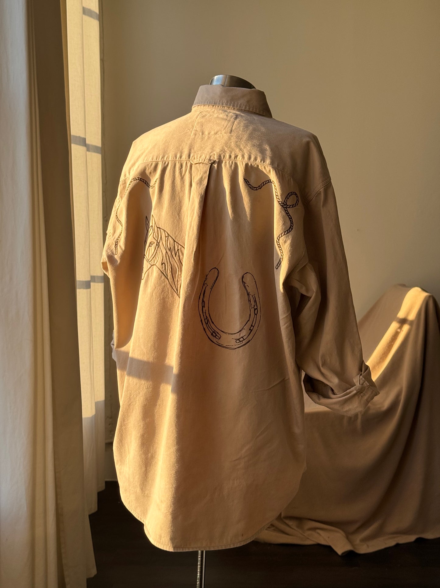 Jaxson Handcrafted Embroidered Button Down In Brown Sugar