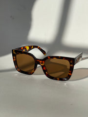 Leah Sunglasses In Full Tortoise