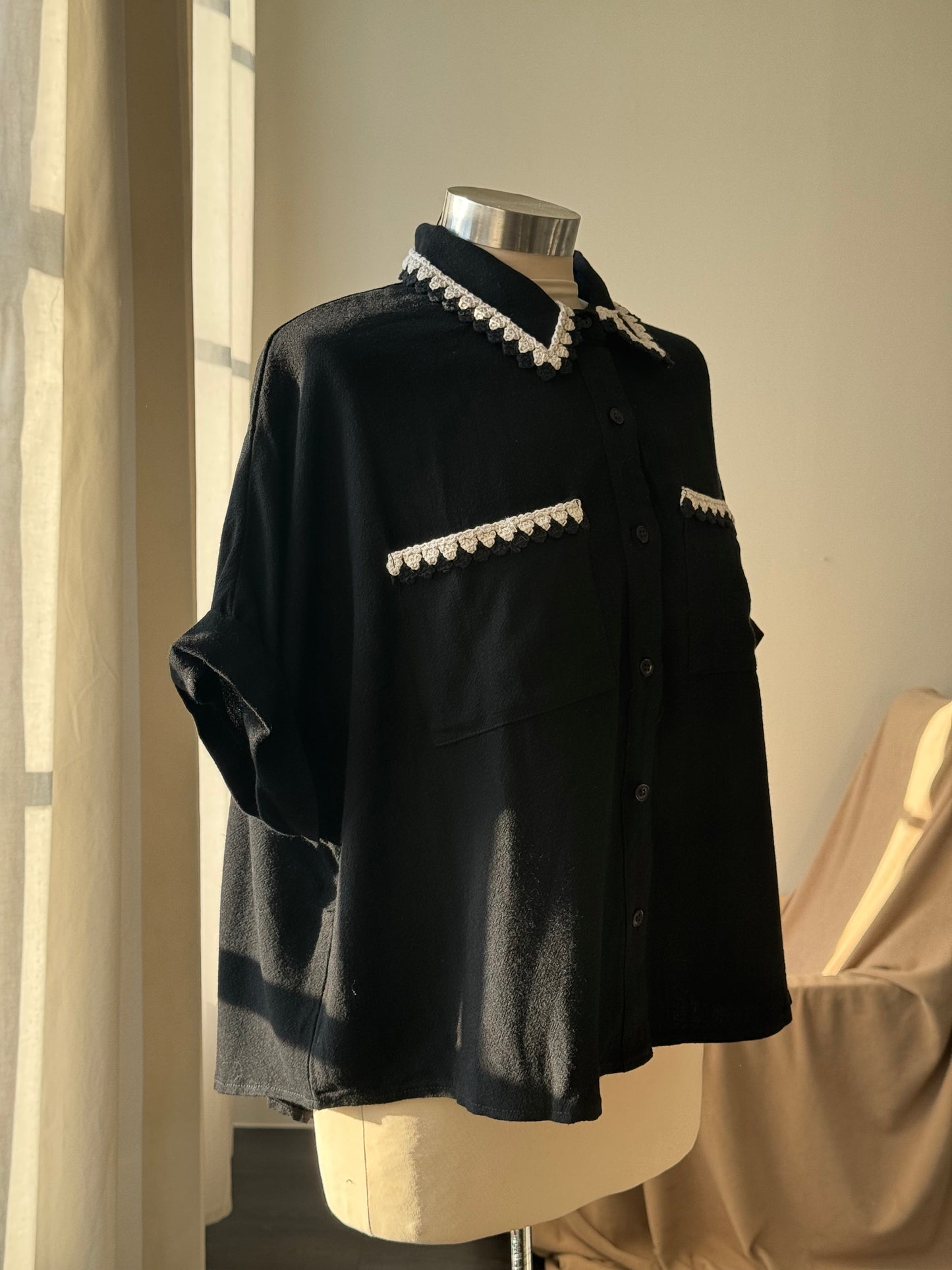 Elena Linen Crochet Top In Black￼