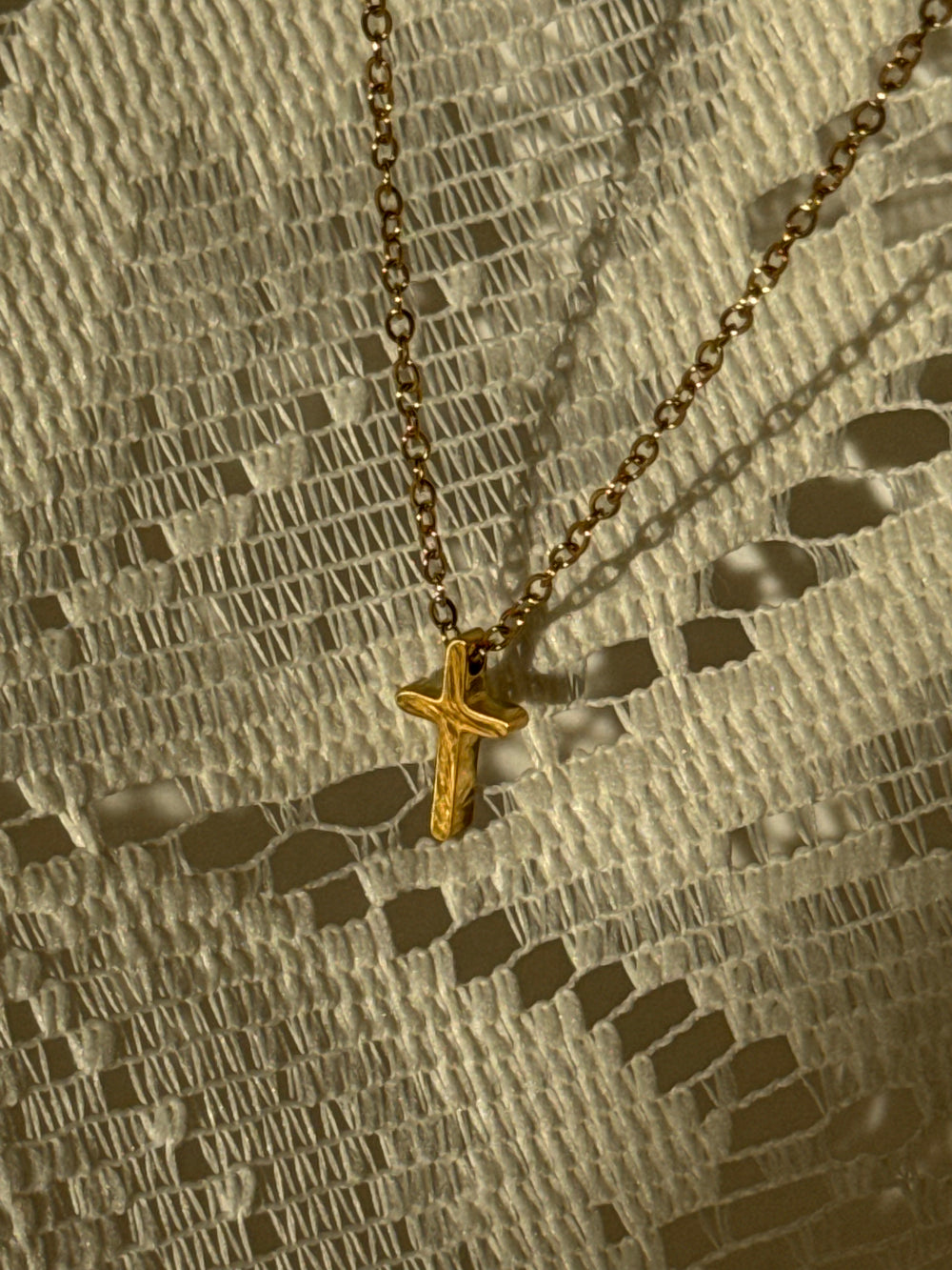 David 18k Stainless Steel Waterproof Mini Cross Necklace In Gold