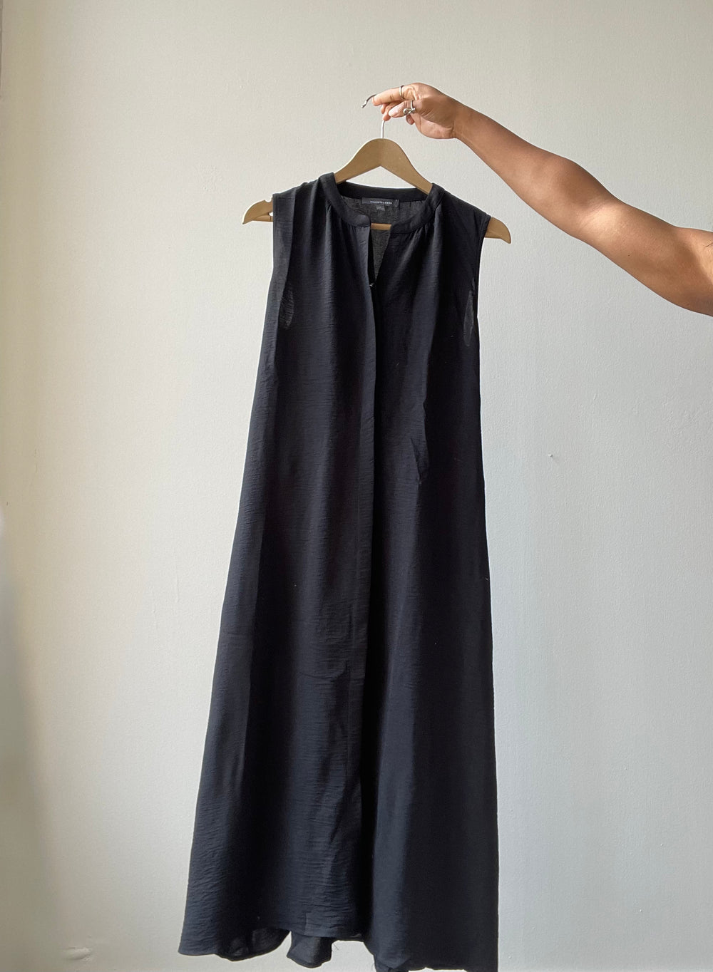 Keller Hidden Pocket & Button Down Midi Dress In Black
