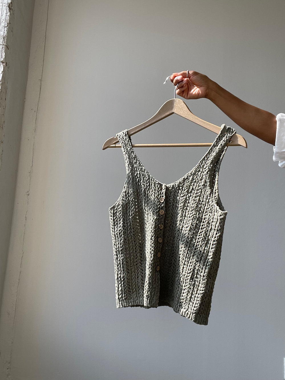 Kindle Cotton Crochet Button Front Vest In Olive