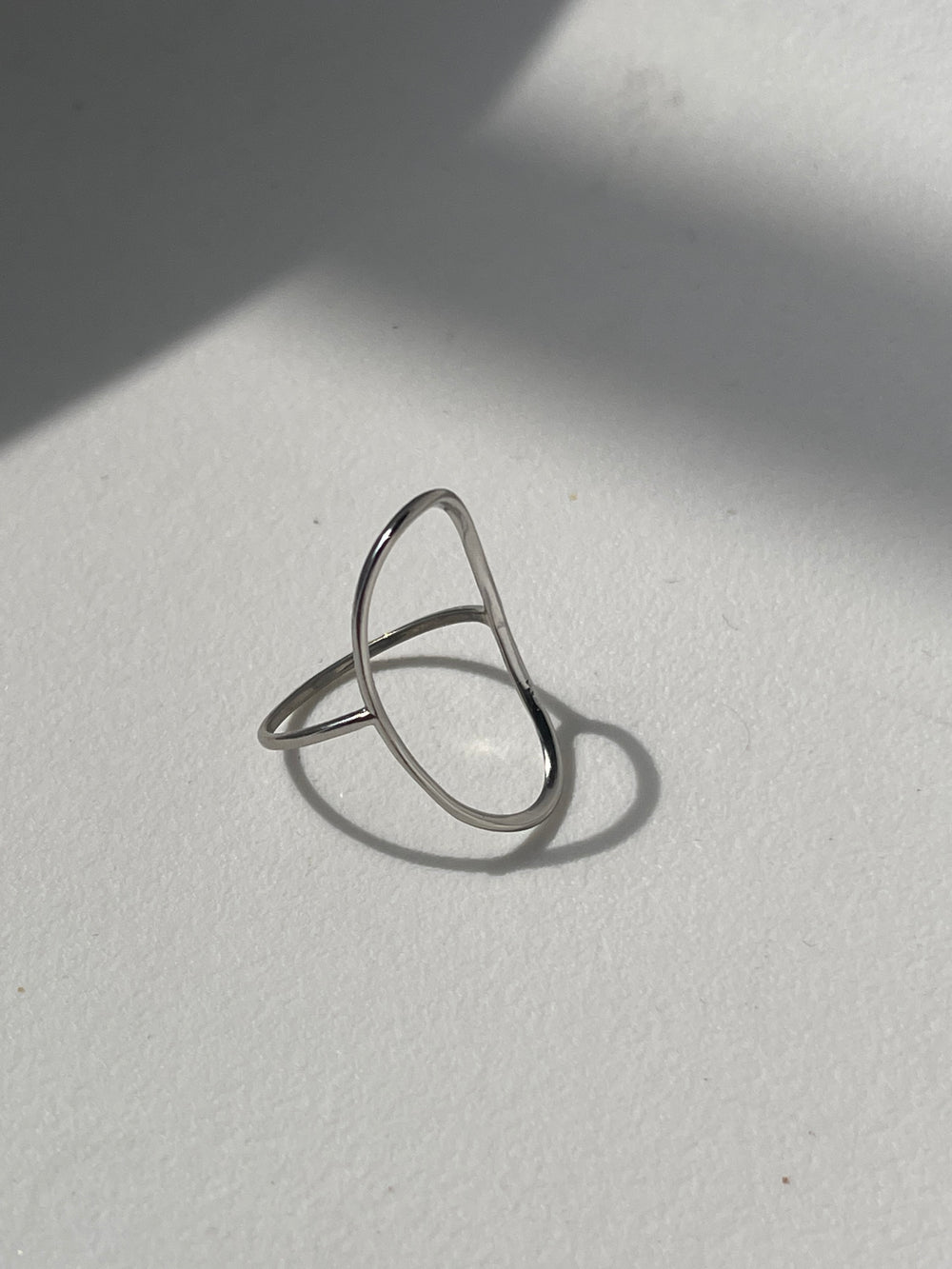 Henderson Hollow Modern Ring In Silver
