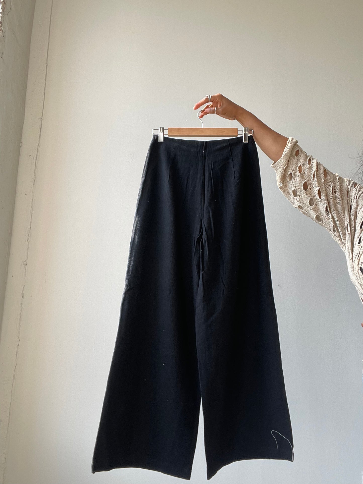 Evie Linen Wide Leg Pant In Black