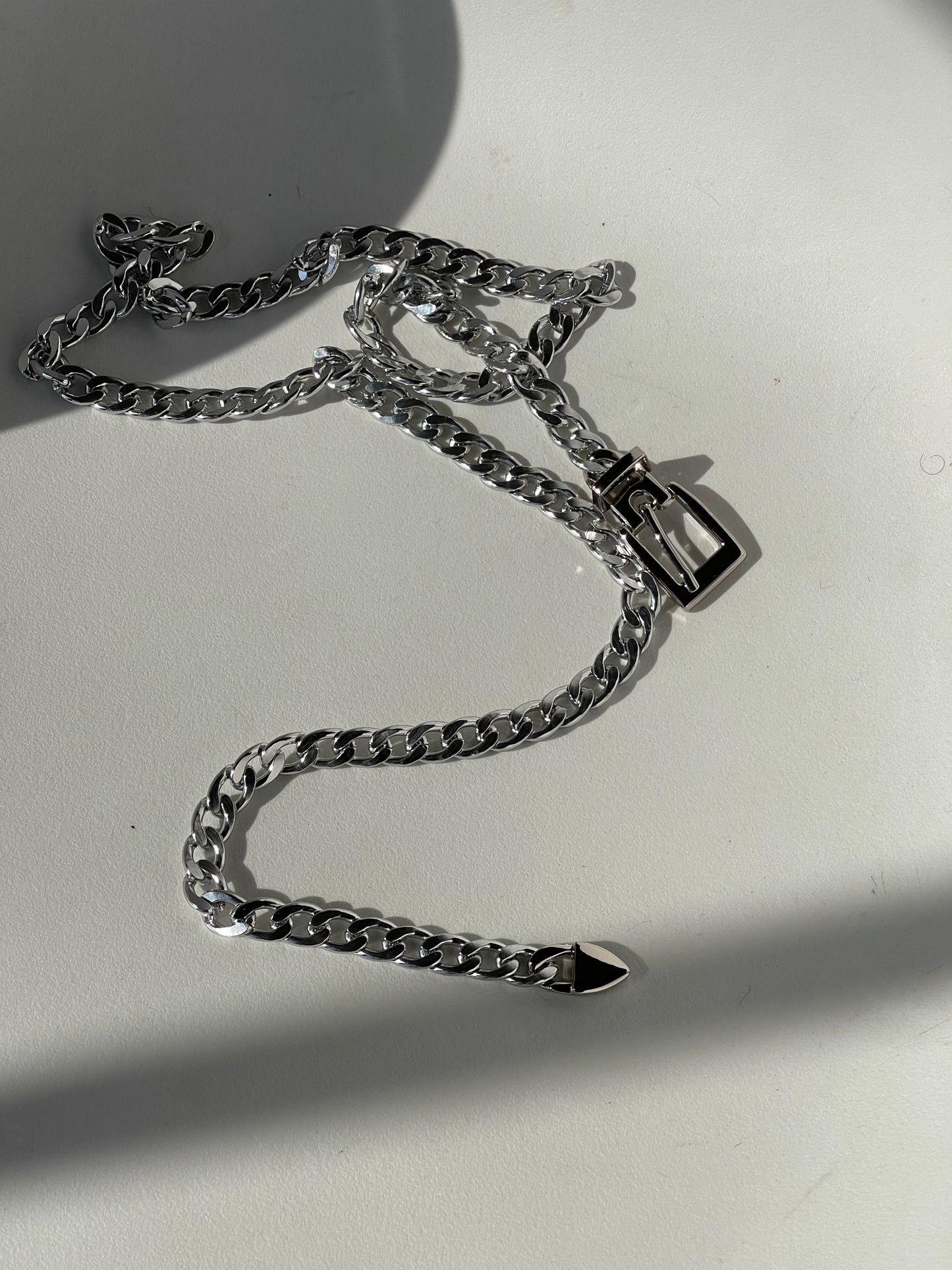 Laura Classic Link Skinny Chain Belt In Silver