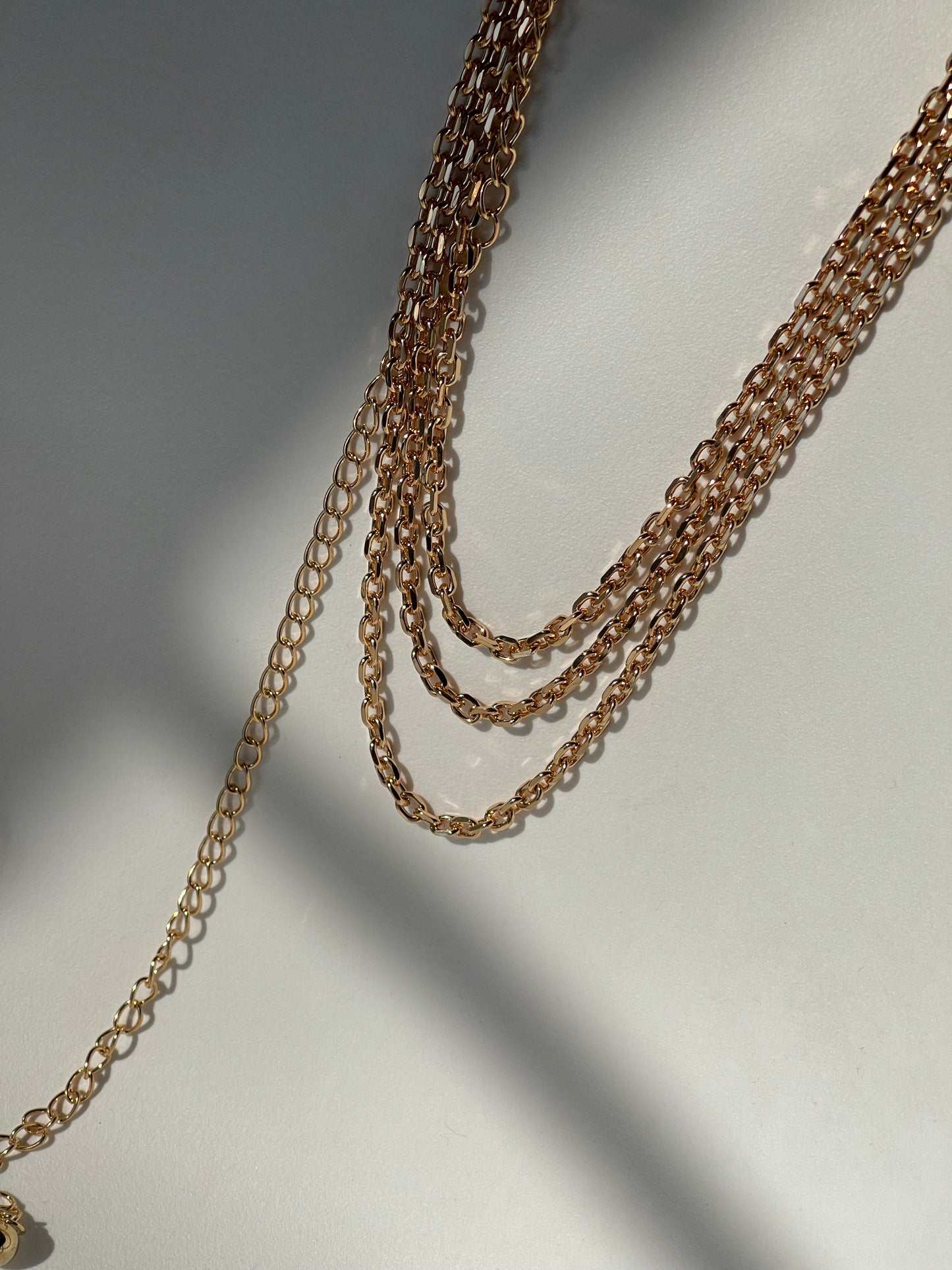 Rose gold sales chain belt