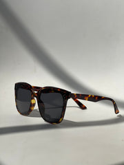 Jenna Classics Square Sunglasses In Tortoise