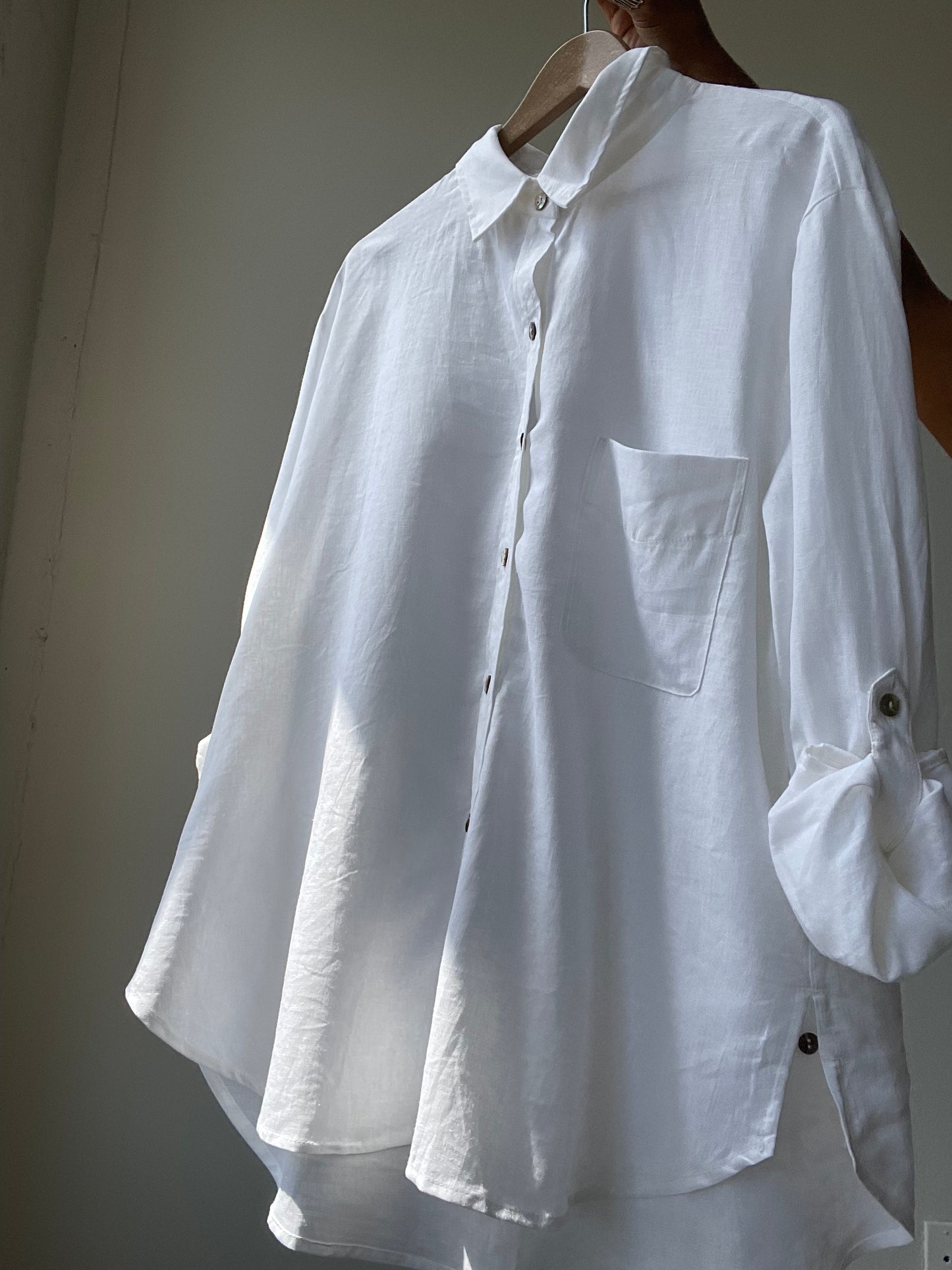 Brady Linen Freshwater Pearl Button Down Shirt In White