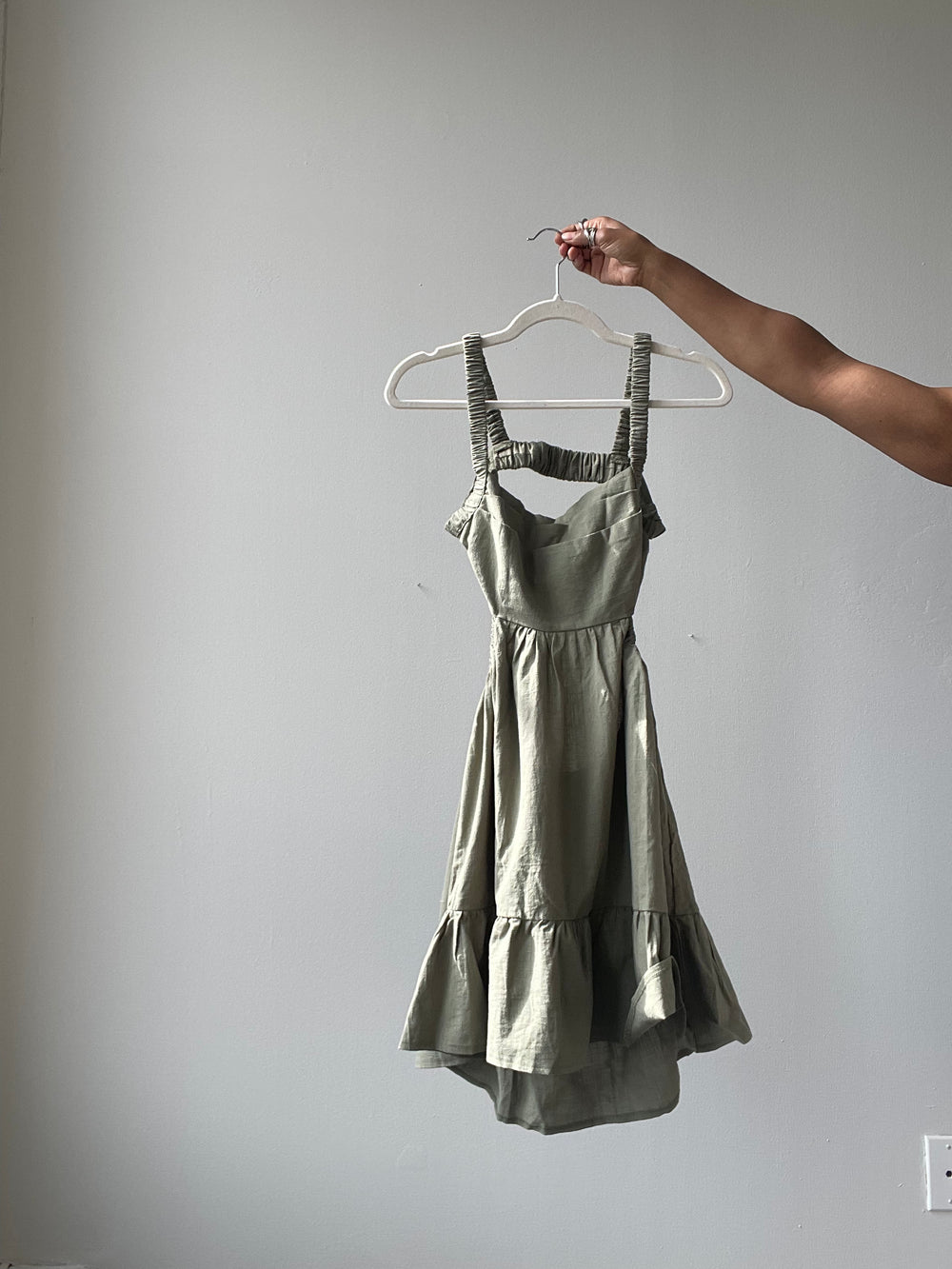 Zoe Cotton Open Back Summer Dress In Dust Sage