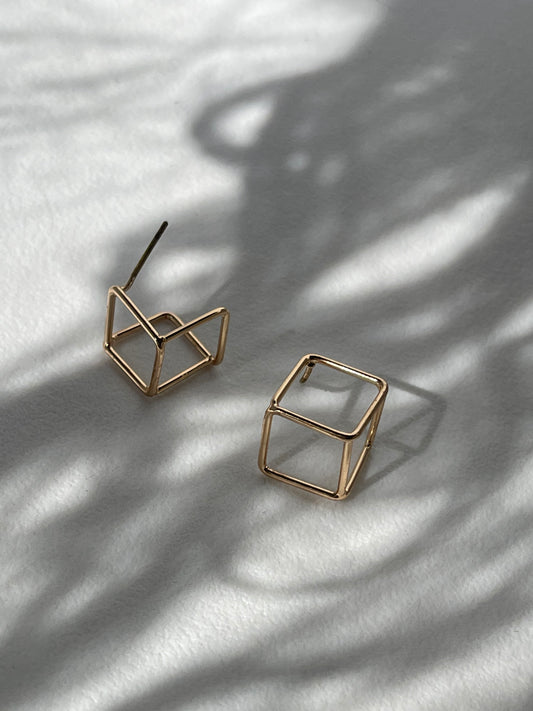 Alton Mini Cube Stud Earring In Gold