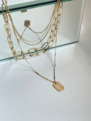 Donna Tri Layered Tag Drop Chain Necklace In Gold