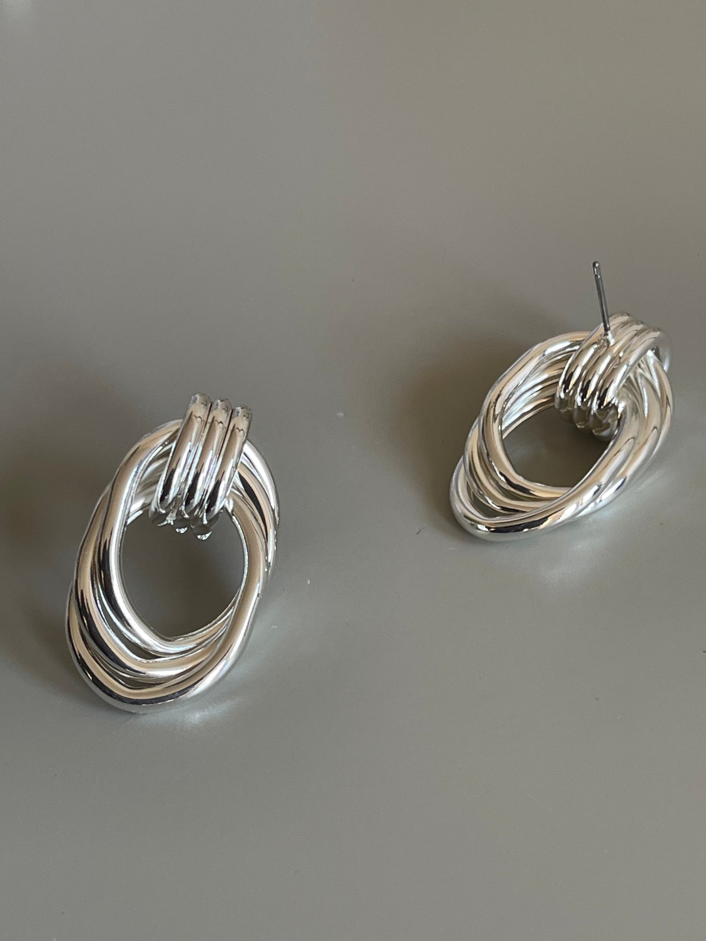 Classic Tri Link Earring In Silver