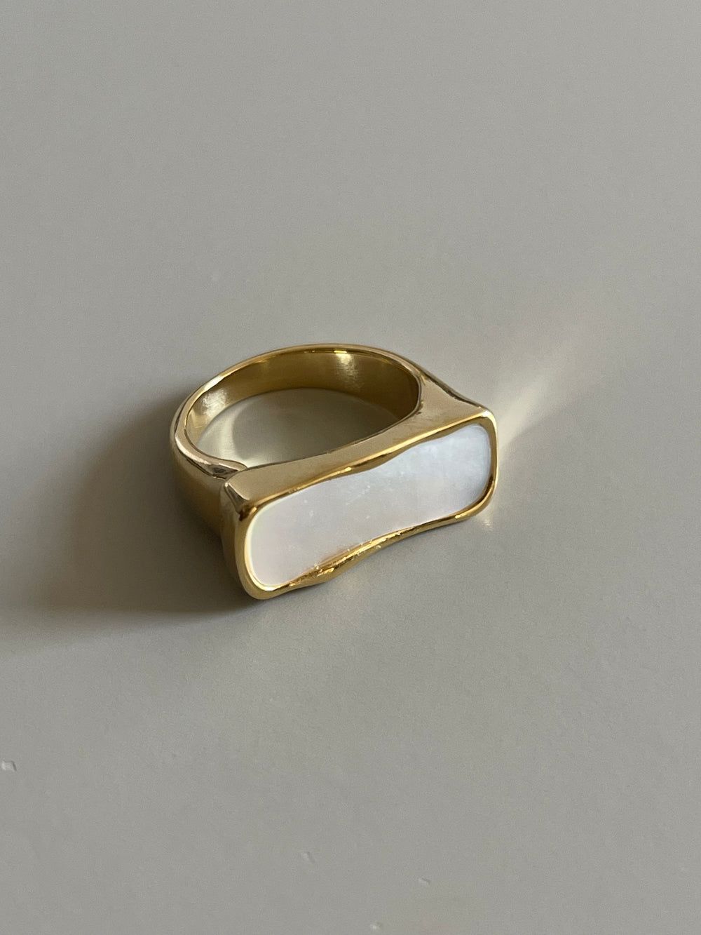 Organic Mother Of Pearl Wave Bar Ring In Gold & Ivory