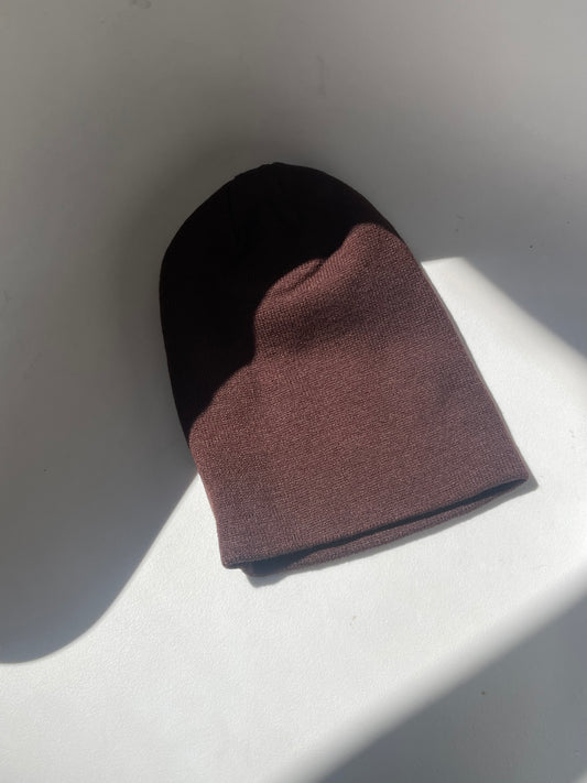 Eleanor Flat Knit Beanie Hat In Brown