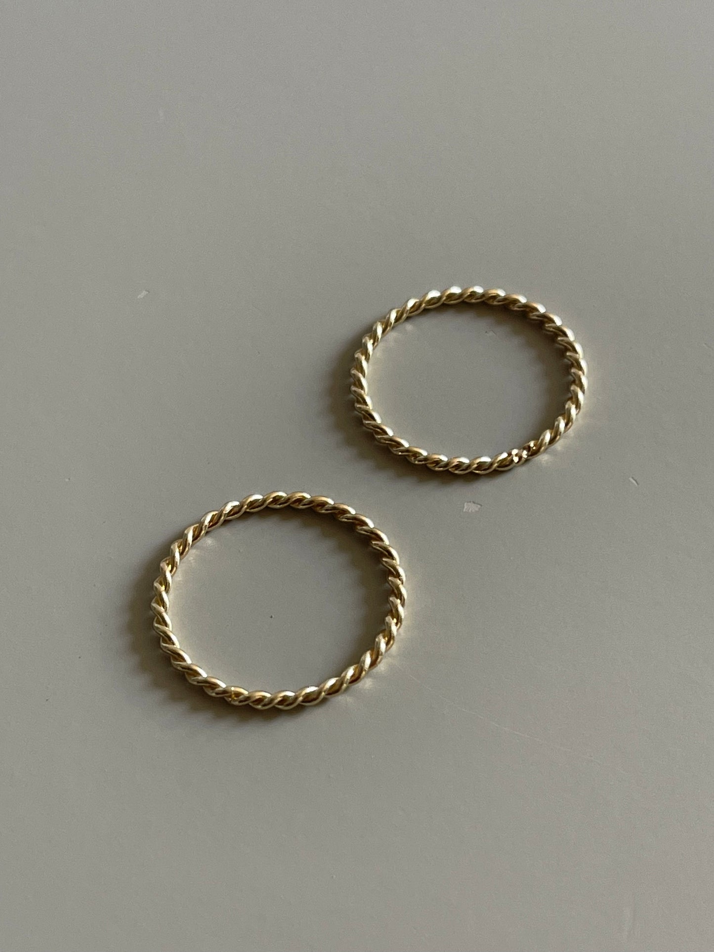 Classic Mini Twist Ring Set In Gold