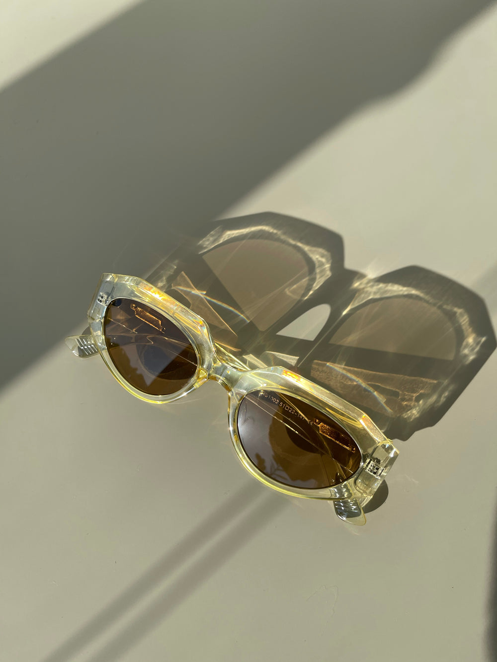 Donte Double Gold Bar Sunglasses In Lemon