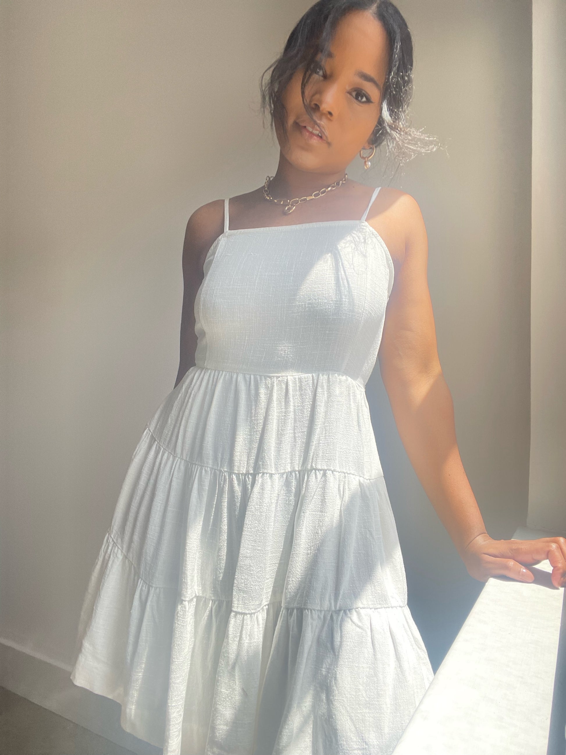 white linen open back dress LONG WHITE LINEN DRESS