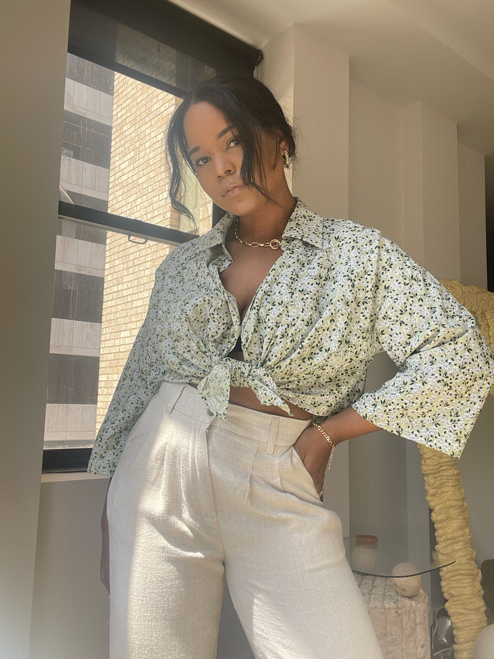 Harper Floral 3/4 Sleeve Tie-Front Crop Top In Green