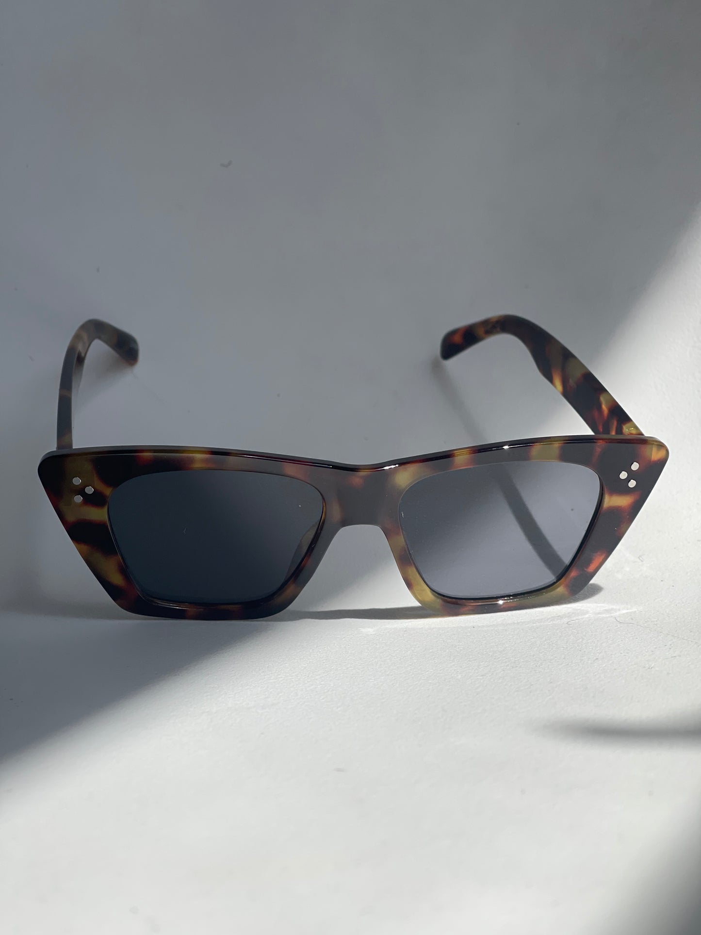 Estrella Square Cat Eye Sunglasses In Tortoise
