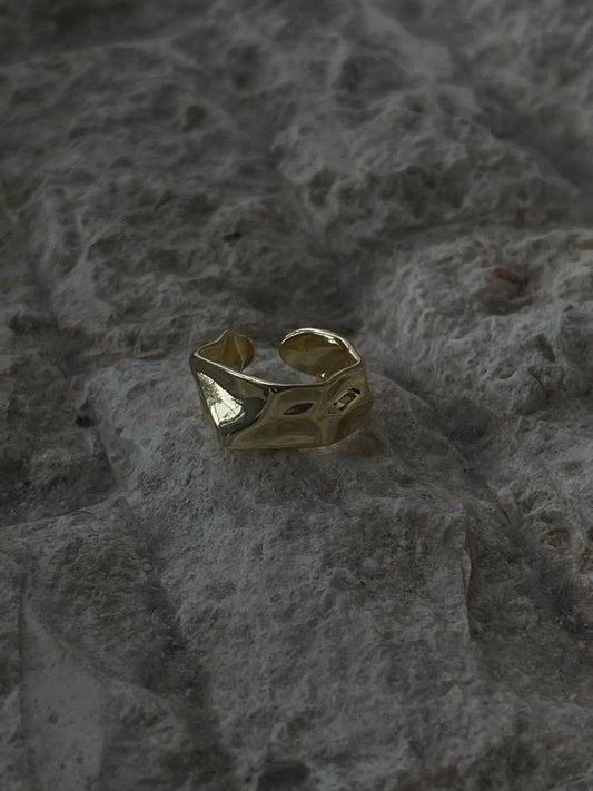 Troy Organic Open Ended Crinkle Ring In Gold