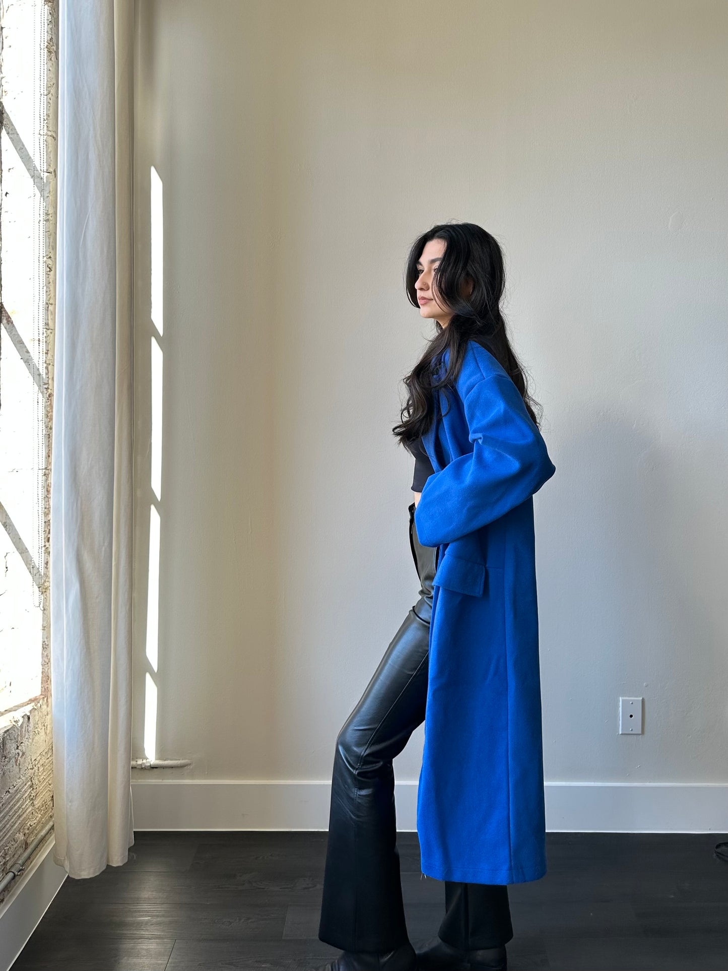 Tiffany Maxi Open Front Coat In Electric Blue
