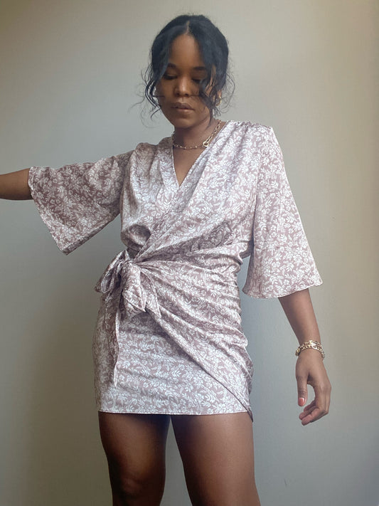 Marla Floral Kimono Wrap Dress In Soft Brick