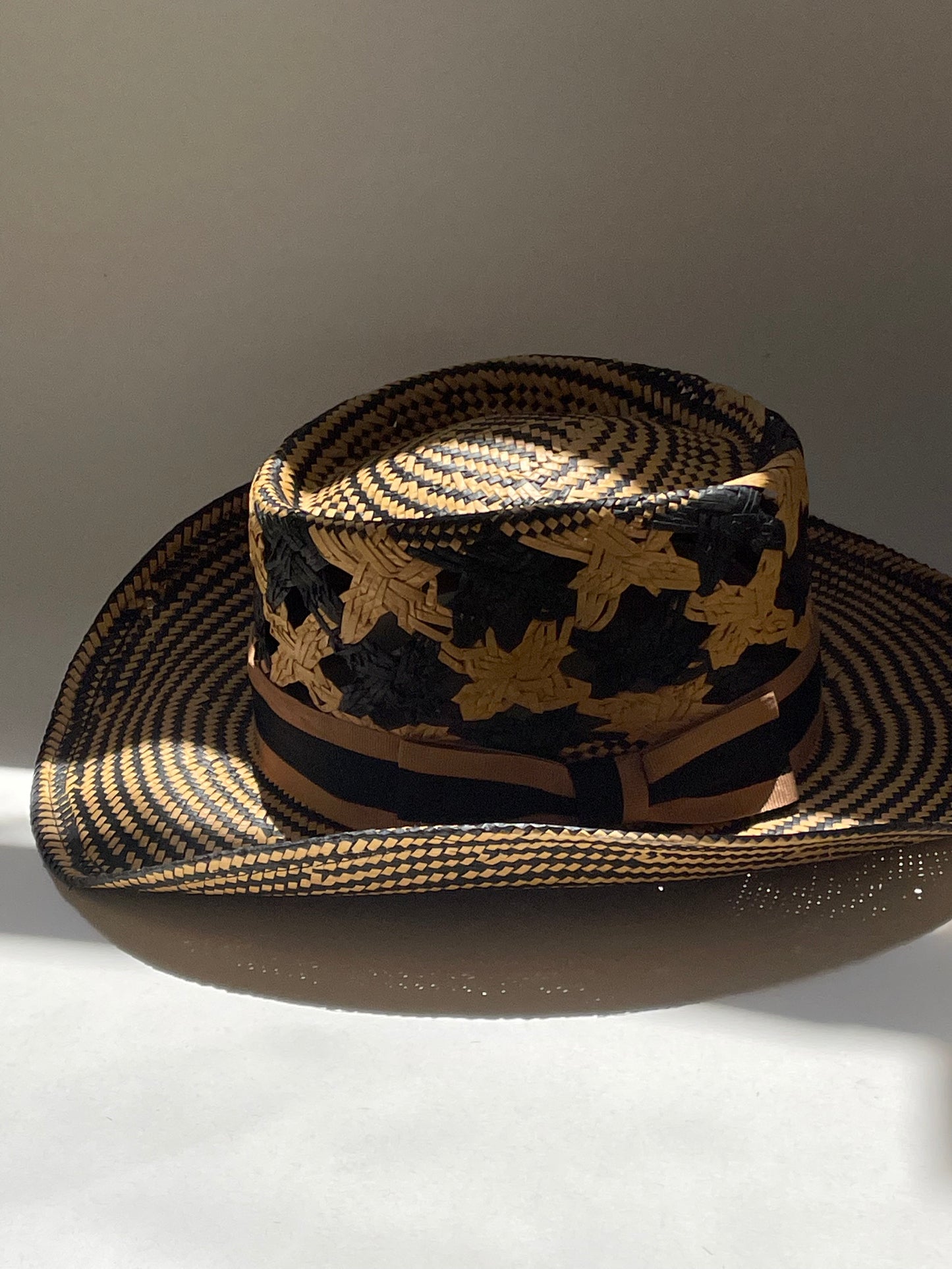 Gloria Black & Tan Sun Hat