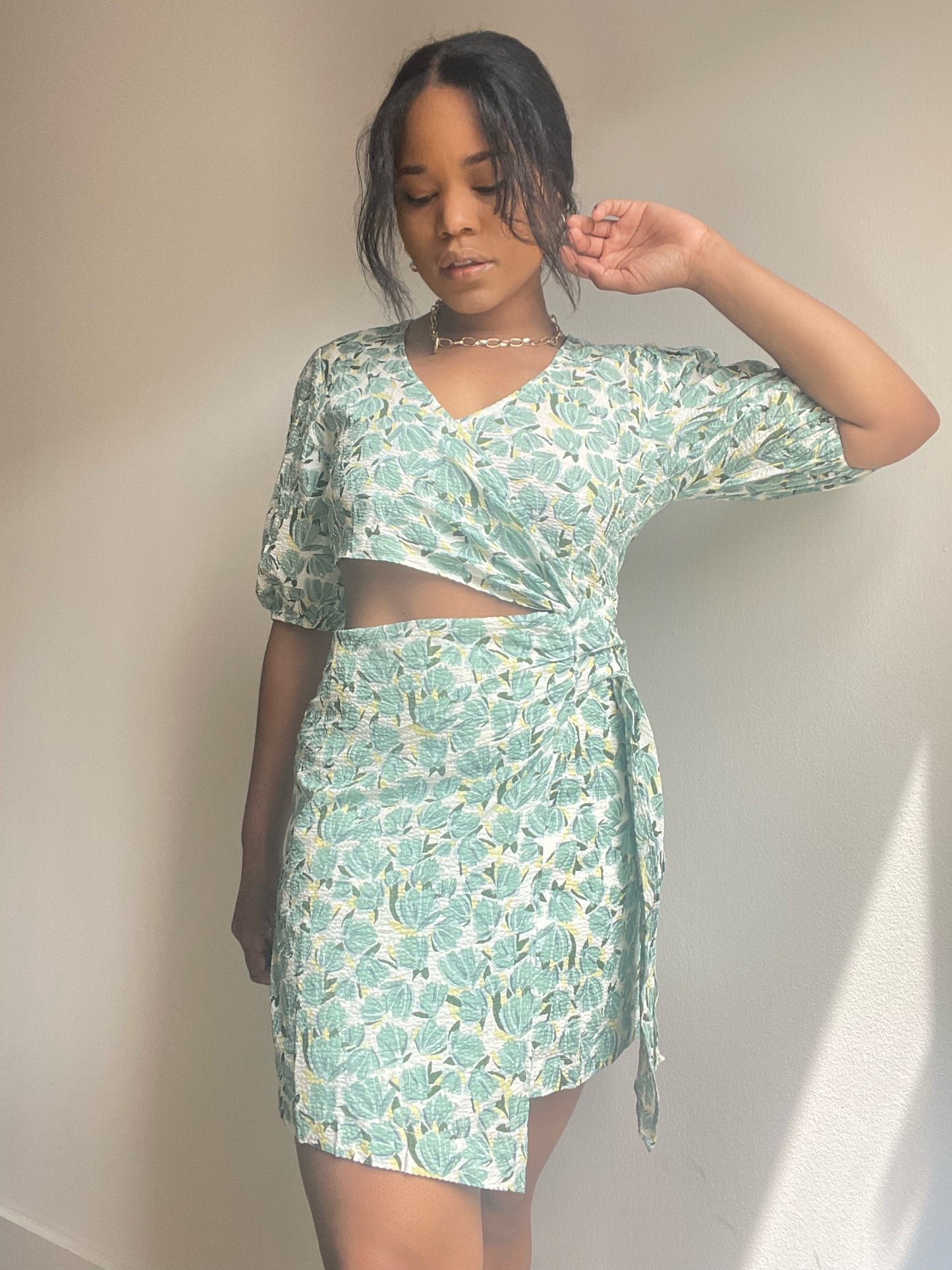 Rachel Side Cut Out Mini Dress In Floral Green