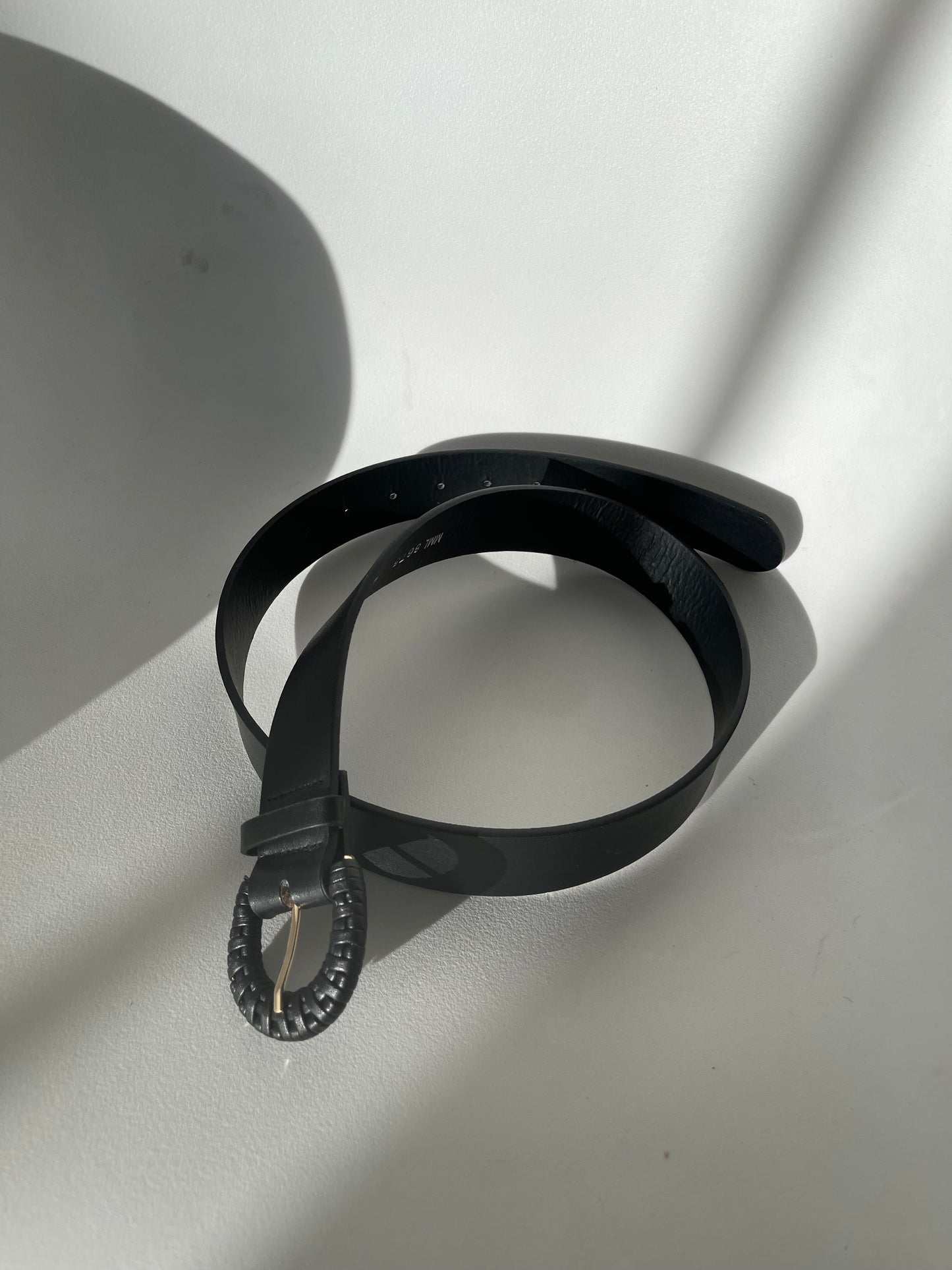 Brandy Woven Braid Bucket Belt In Black