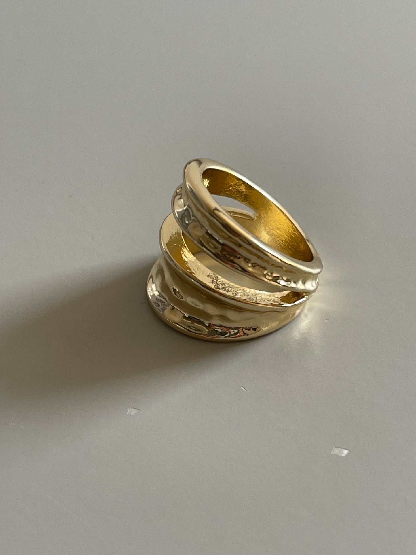Tracy Ripple & Hammered Statement Ring In Gold