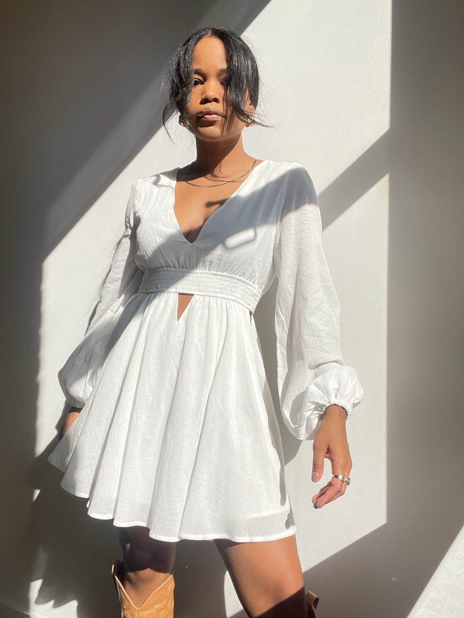 Izzie Long Puff Sleepve Cutout Cotton Dress In White – K. A. Classics