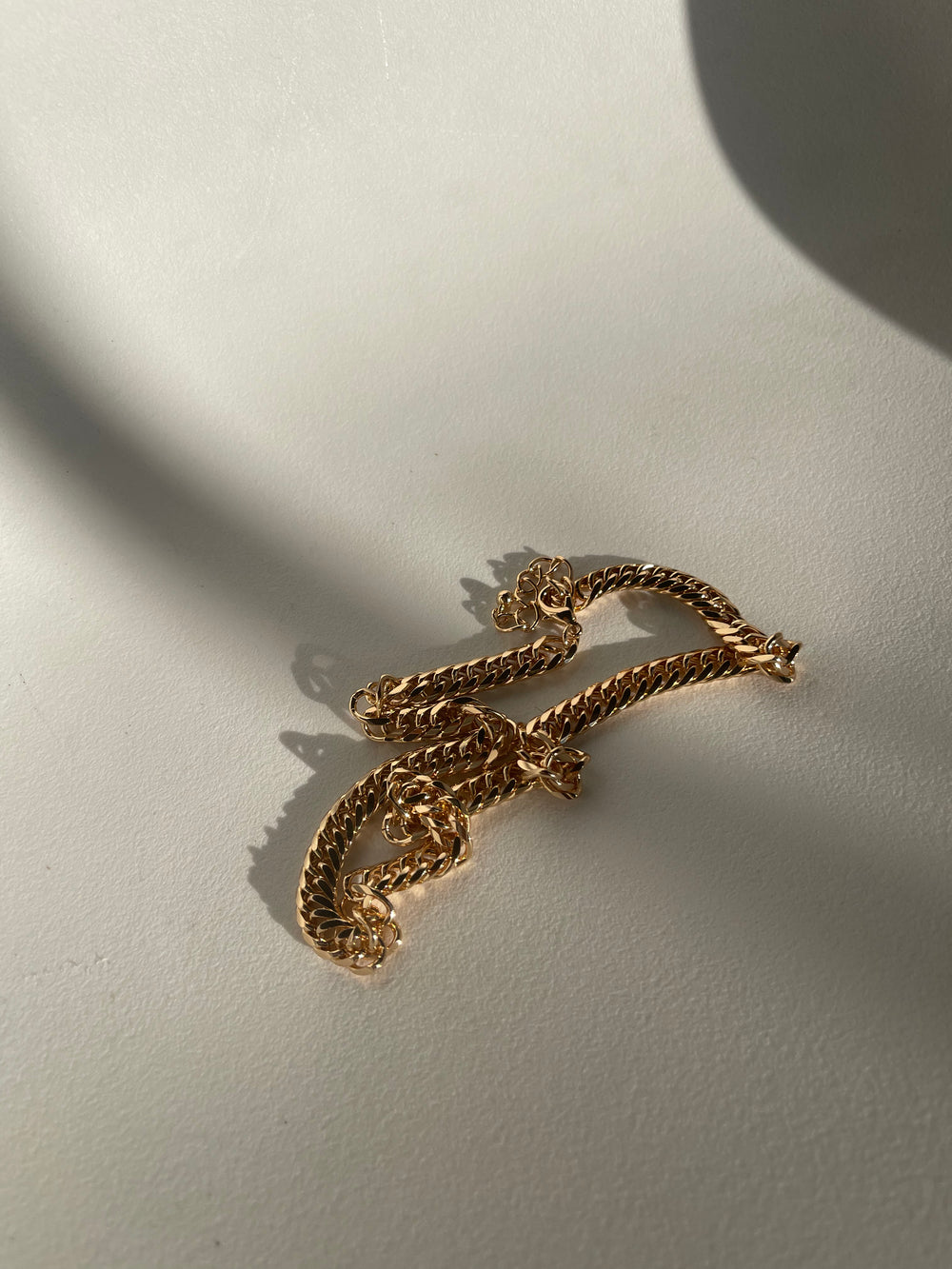 Angie Classic Chunky Link Chain Necklace In Gold
