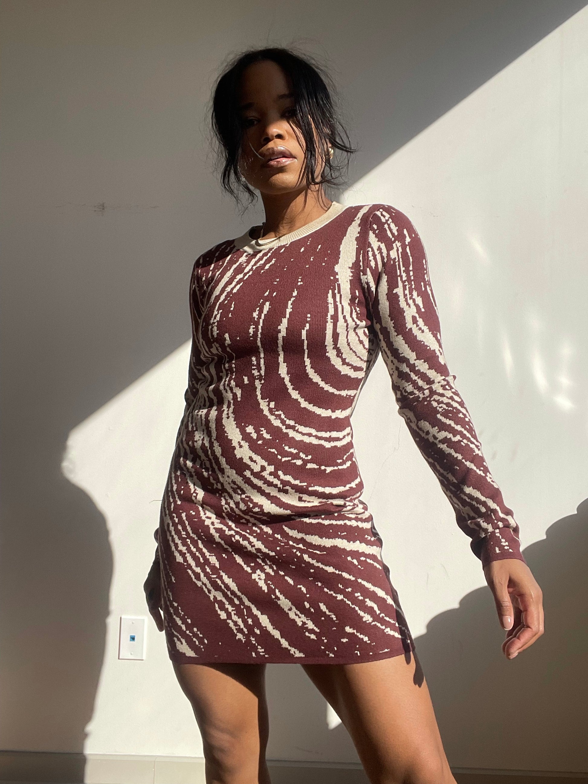 Elsa Long Sleeve Fitted Sweater Dress In Brown - S Elsa Long Sleeve Fitted Sweater Dress In Brown - S