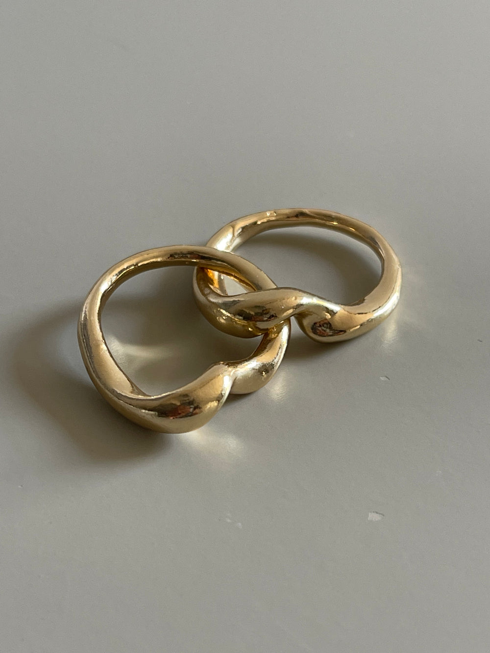 Infinity Double Lock Ring In Gold