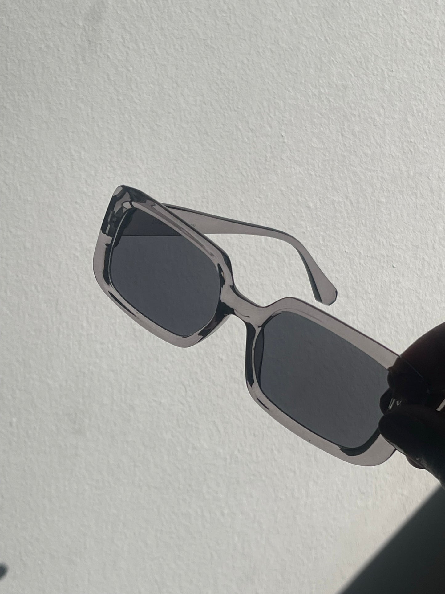 Sabrina Rectangle Sunglasses In Grey