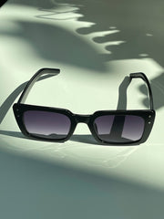 Courtney Shades In Gloss Black