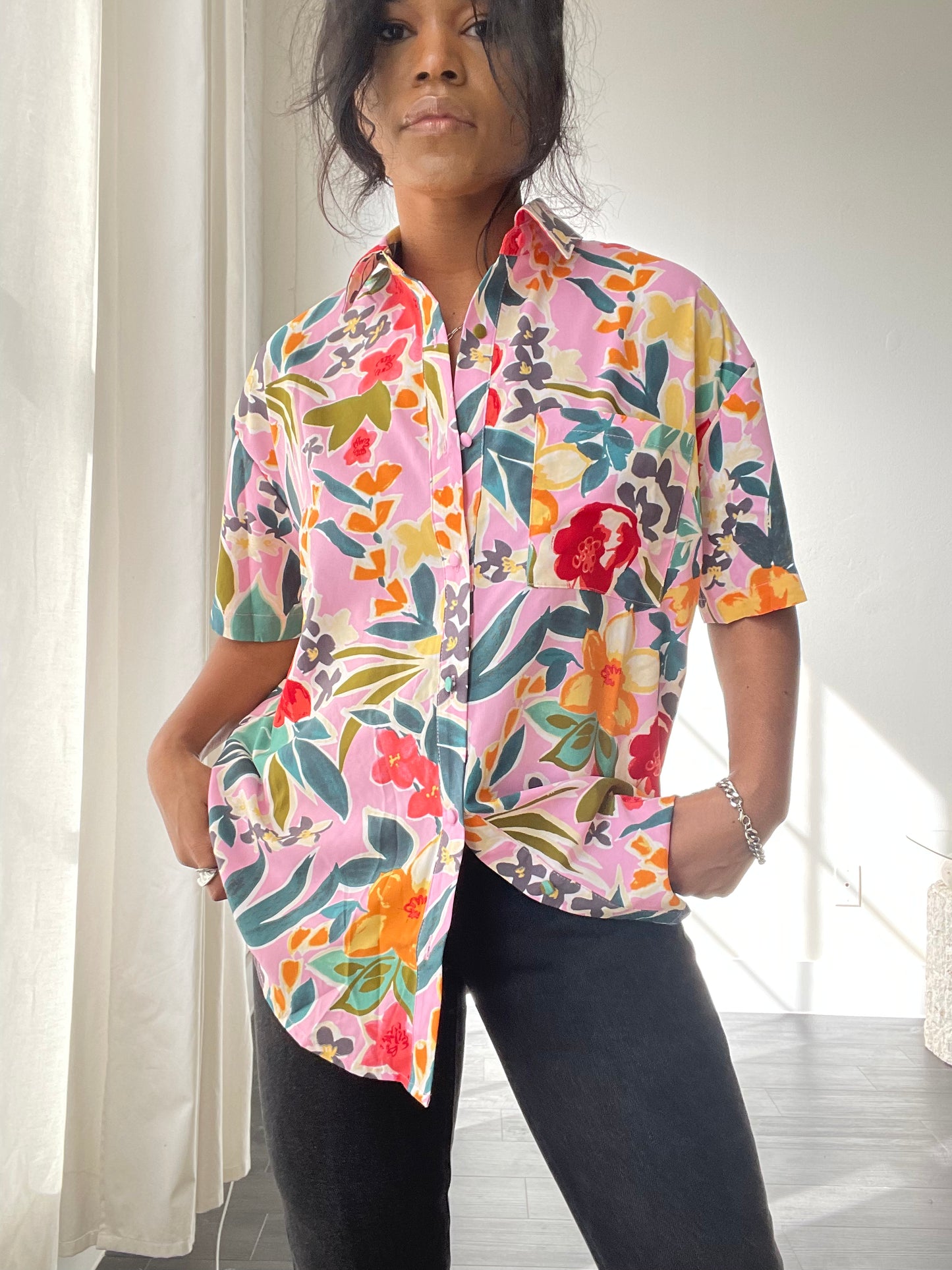 Carmen 80s Style Floral Short Sleeve Button Down Shirt In Bubble Gum