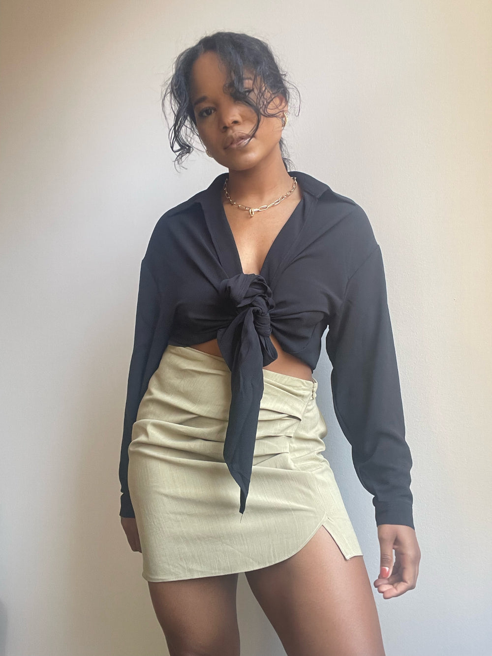 Windy Rouged Front Mini Skirt In Olive