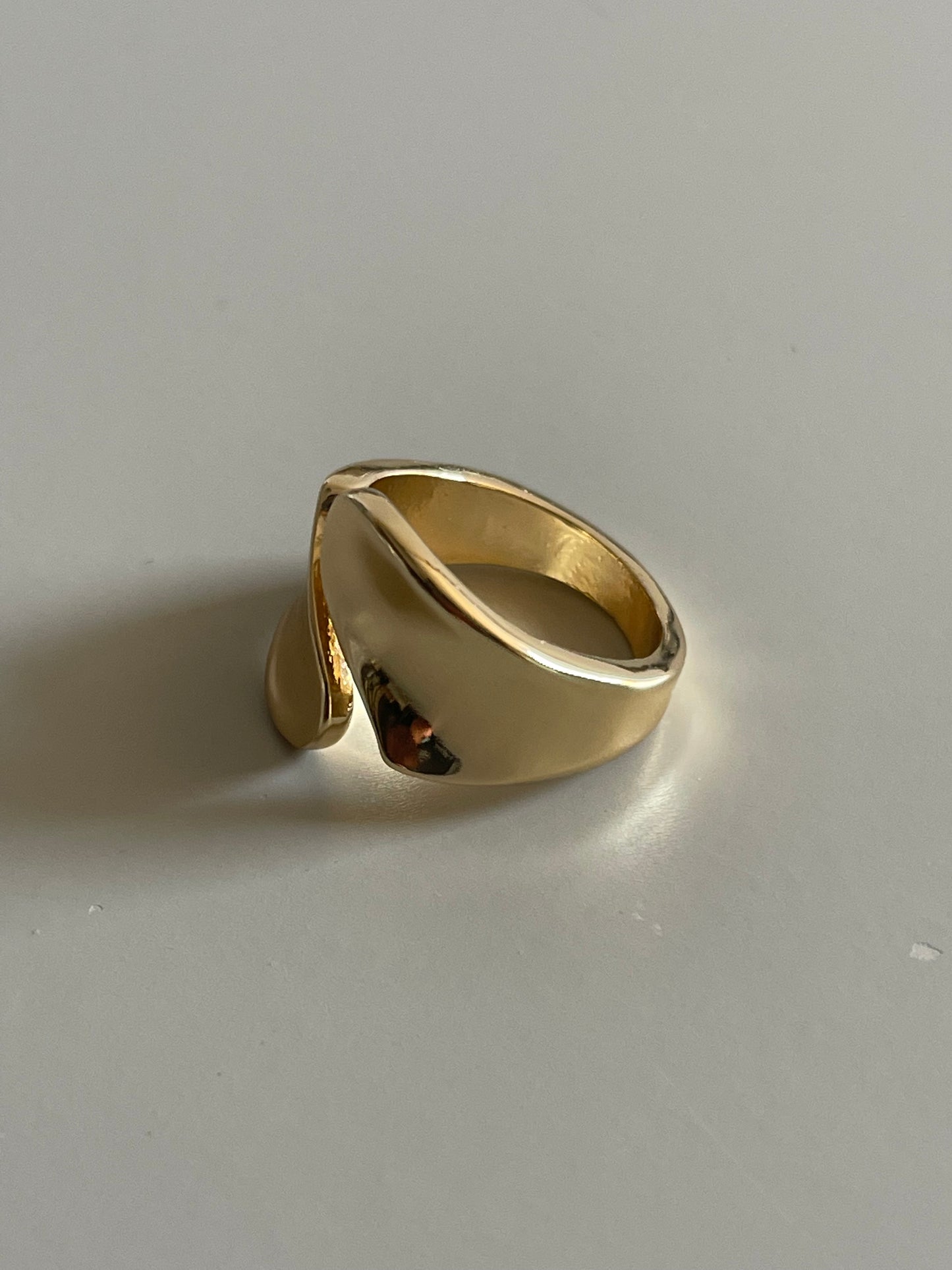 River Statement Ring In Gold